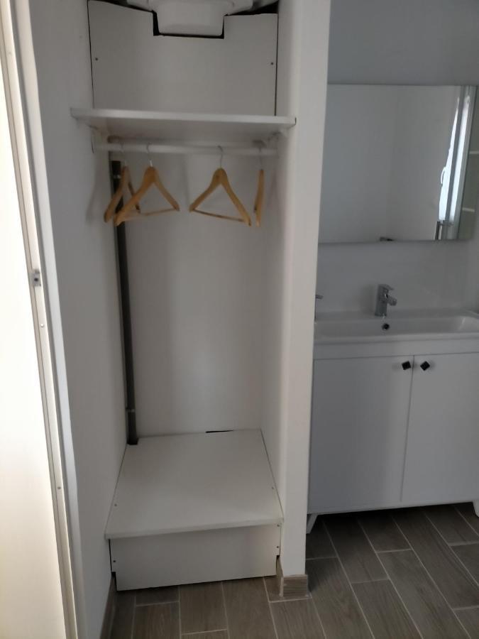 Beau Independant A15mn De La Plage, Proche De Toute Commodite Apartment *